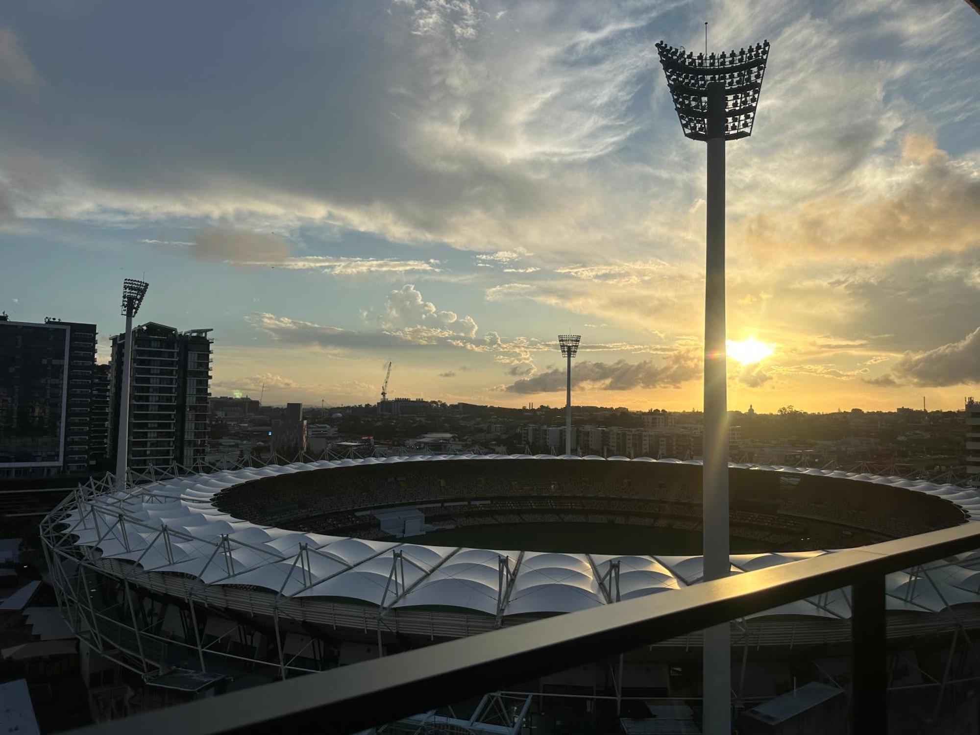 Modern Meets The Gabba Leilighet Brisbane Eksteriør bilde